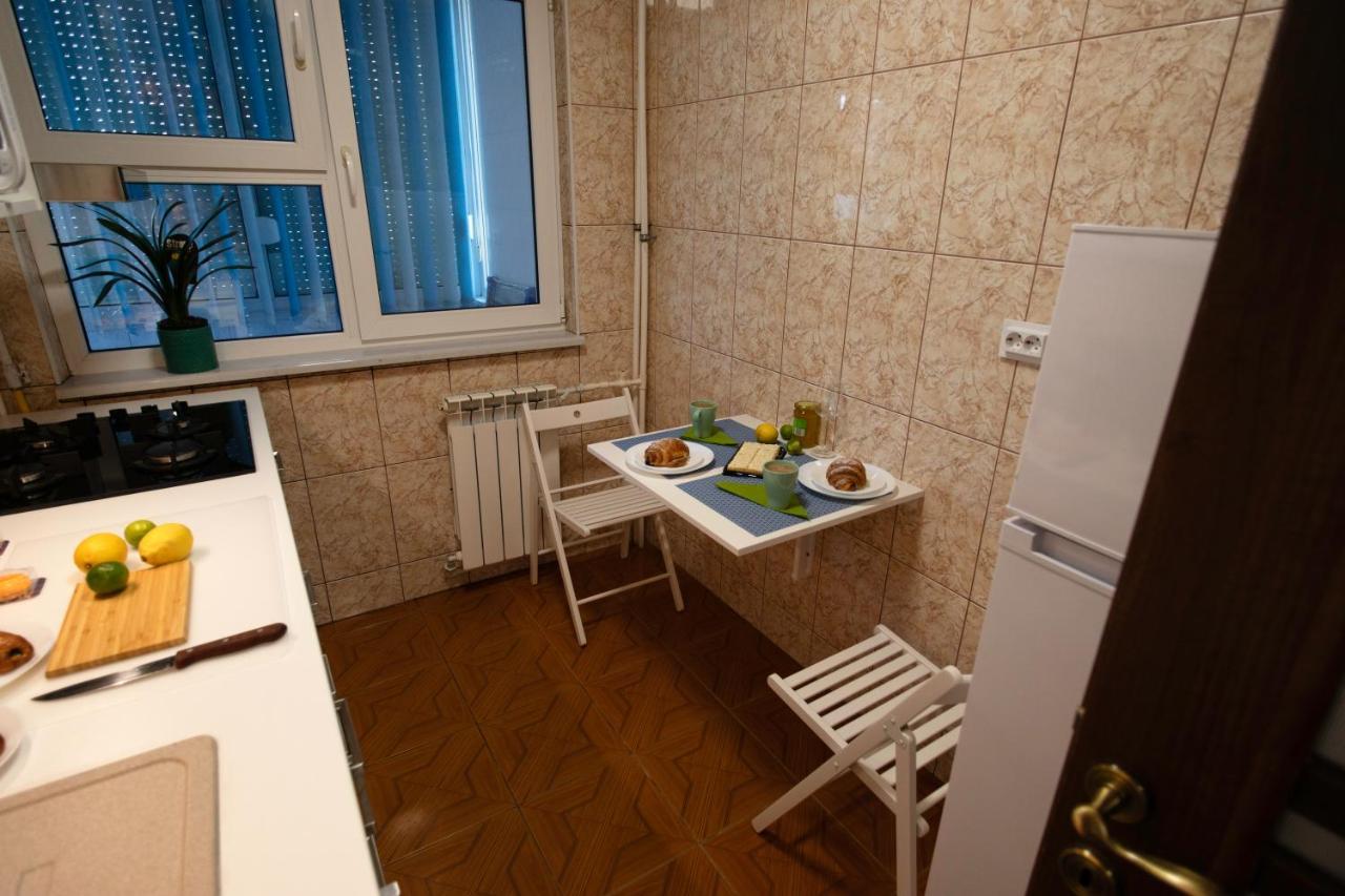 White Glamour Бузау Екстериор снимка